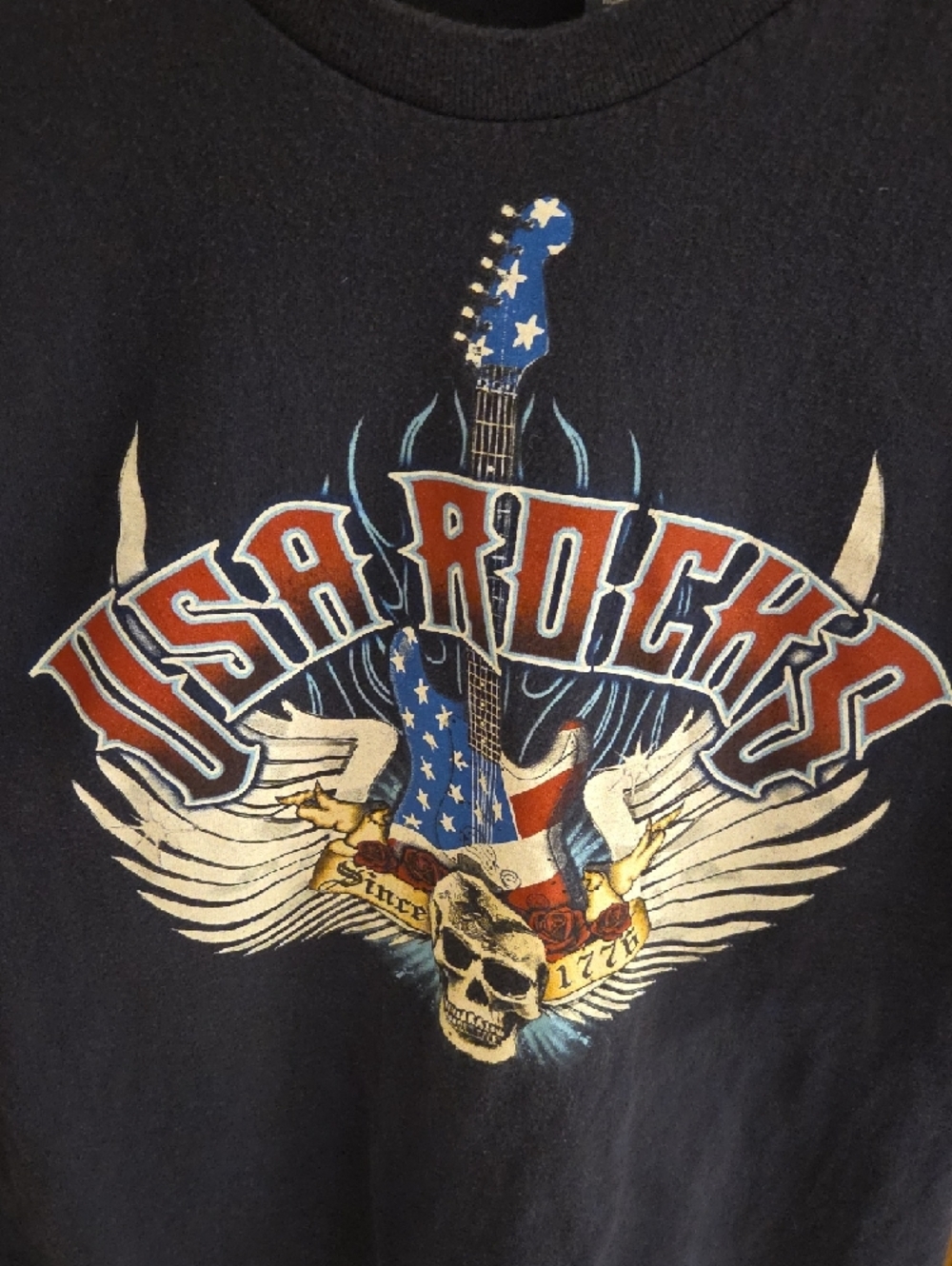Men's "USA Rocks" Tee - Picture 5 of 5